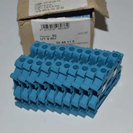 1PC NEW Phoenix Contact UT 4 BU DIN Rail Terminal Block 3044115