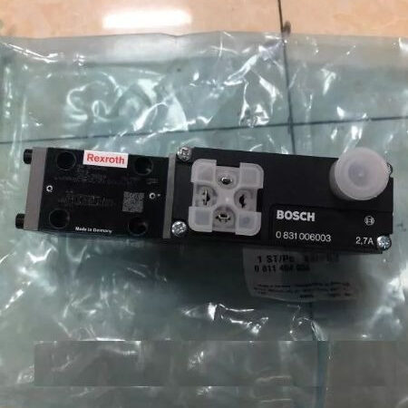 FOR Bosch 0811404034 New Rexroth Valve W/ Coil Box 0831006003