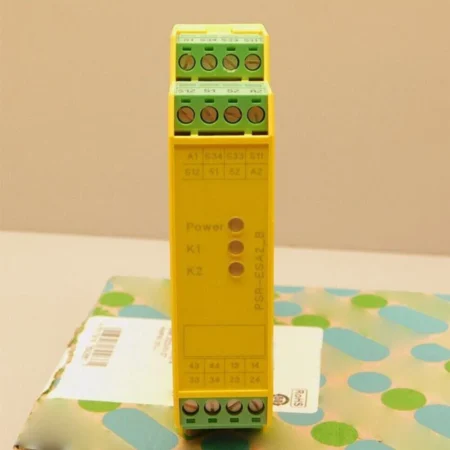 1PC NEW Phoenix Contact PSR-SCP-24UC/ESA2/4X1/1X2/B Safety Relay