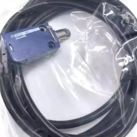 1pcs New Schneider XCMD2145L2 Limit Switch