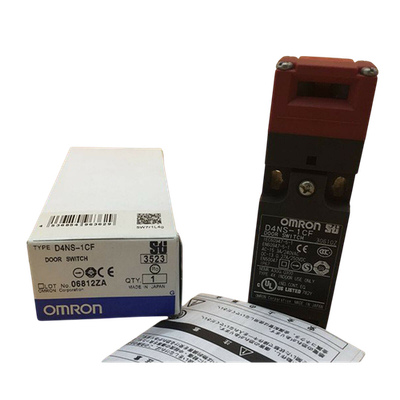1PC NEW NEW OMRON Safety Door Switch D4NS-1CF 1PCS Free Shipping