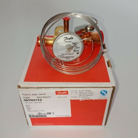 1PC New For DANFOSS Expansion Valve 067N2152