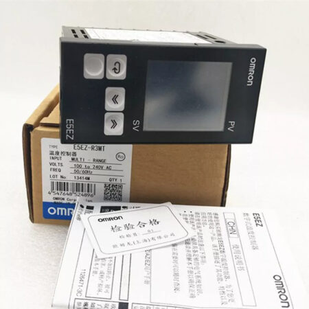 One Brand New Temperature Controller Thermostat E5EZ-R3MT
