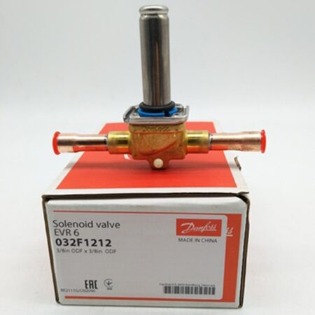1PC NEW Danfoss solenoid valve EVR15 032L8101