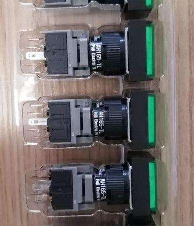 5pcs New For Green Pushbutton Command Switch 24VDC LED FUJI AH165-TLG11E3