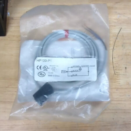 NEW 1 PCSAzbil HP100-P1 Photoelectric Sensor 12/24v-dc