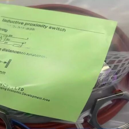 1pcs Ni15-M30-OA41L/T120 Inductive Proximity Switch