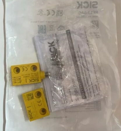 NEW SICK RE13-SAC Sensor