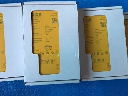Original SICK Safety Relay RLY3-EMSS100