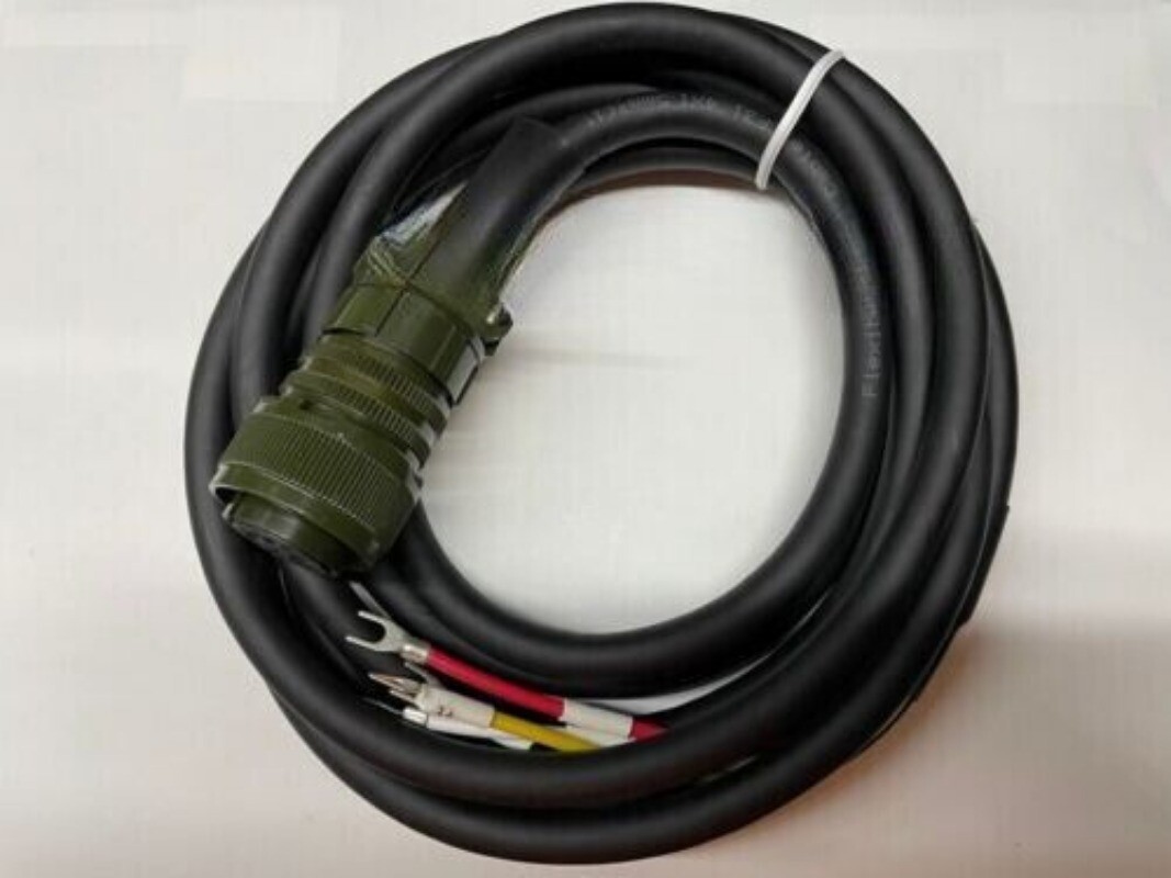 Yaskawa servo power cable JZSP-UVA301-03-E JZSP-UVA301-05-E JZSP-UVA301-10-E