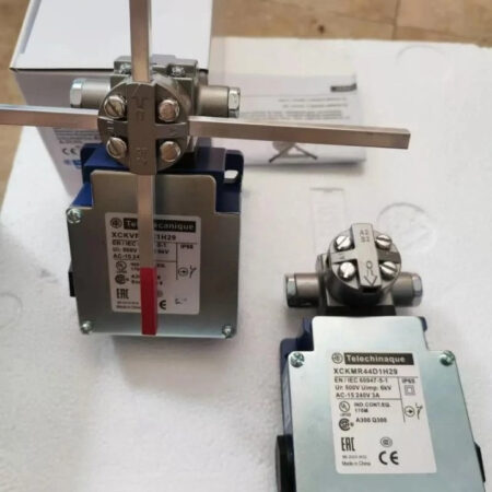 1PC Limit Switch XCKMR44D1H29