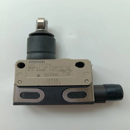 1PC Omron D4E-1E10N Limit Switch D4E-1E10N