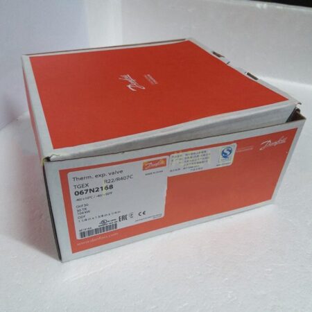 1PCS New Danfoss Expansion Valve 067N2168 In Box