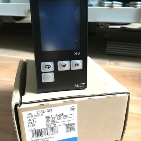 Brand New Temperature Controller E5EZ-Q3T