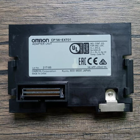 New 1pcs CP1W-EXT01 PLC Module