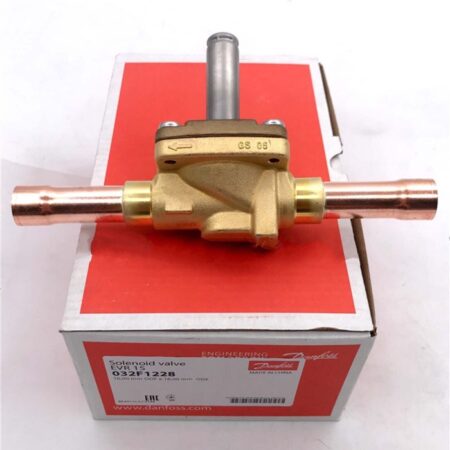 1PCS New Danfoss Solenoid Valve EVR15 032L1228 In Box