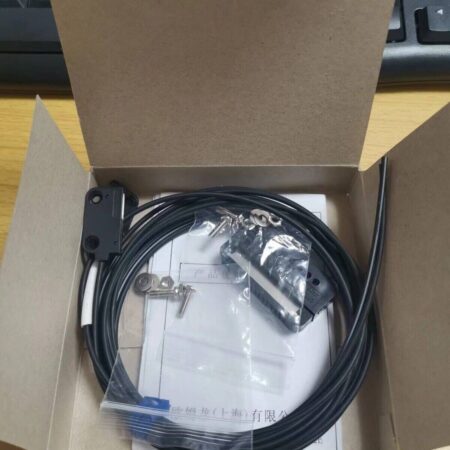 Omron Fiber Optic Sensor E32-T16PR 1pc New