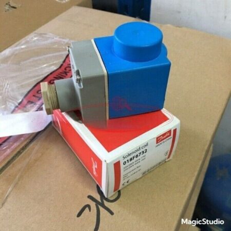 1PCS NEW  Danfoss Solenoid Valve Coil 018F6732