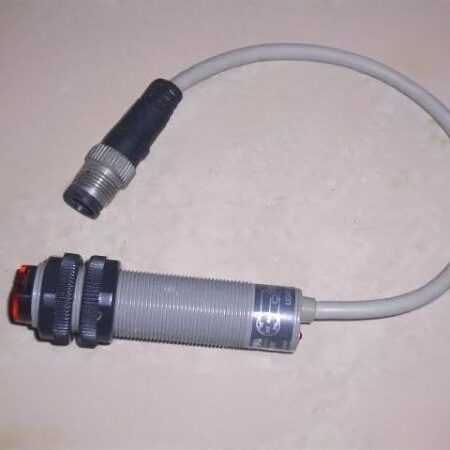 FOR CY-19A-J SUNX New Photoelectric Switch AC220V