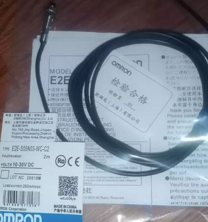 FOR E2E-S05N03-WC-C2 OMRON Photoelectric Sensor
