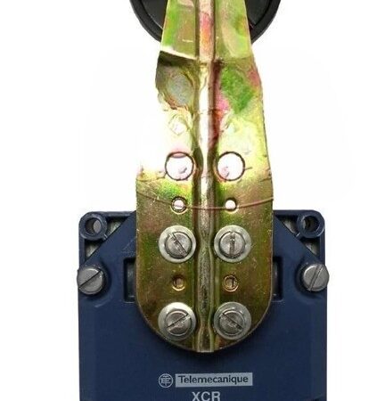 1 PC XCR-A15 XCRA15 travel switch / limit switch