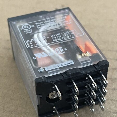 10pc box Brand New Schneider RXM4AB2F7 Relay free shipping