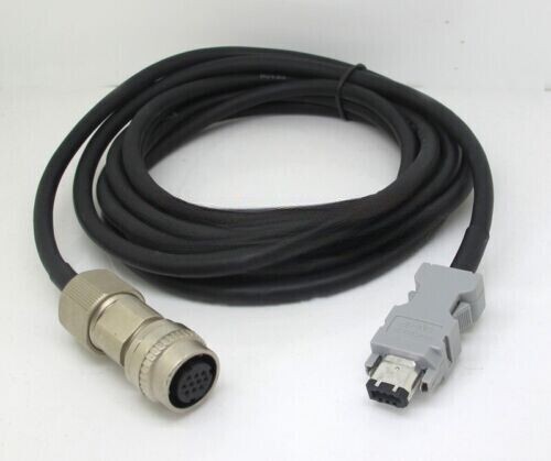 1PC NEW FOR Yaskawa servo motor encoder cable JZSP-CVP11-08-E 8M