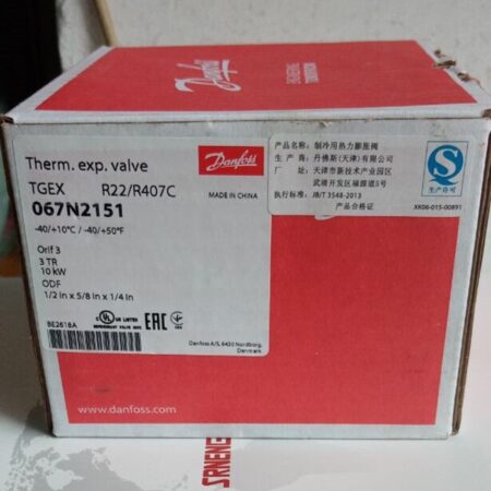 1PCS New Danfoss 067N2151 Expansion Valve In Box