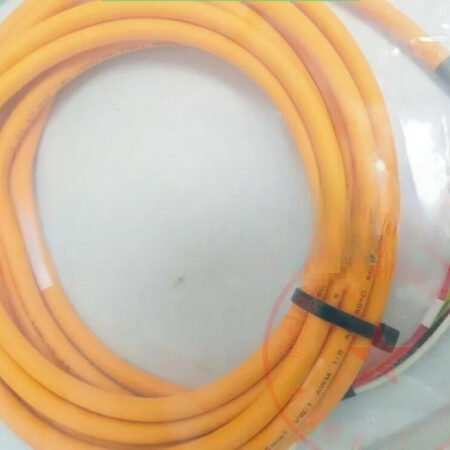 1pcs New Servo Motor Power Cable VW3M5111R250 25M
