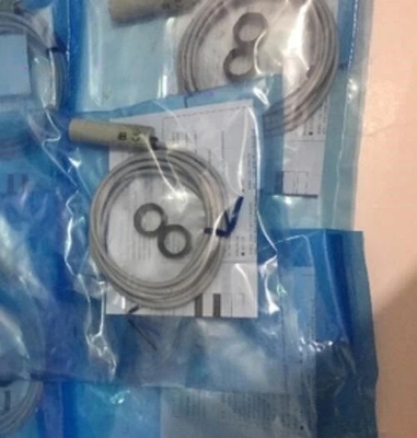 FOR E3F2-DS30C4 OMRON Proximity Sensor Switch E3F2DS30C4