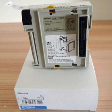 New Omron CQM1-OD216 PLC module