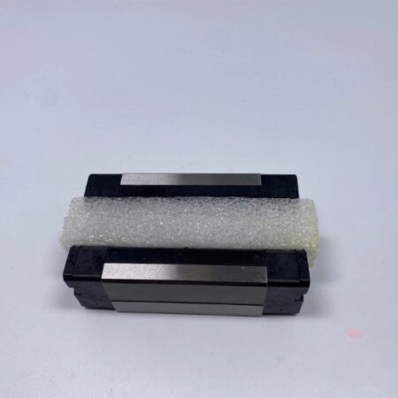 FOR SKF LLTHC35LA-T0-P3 Linear Ball Bearing Unit LLTHC 35 LA-T0 P3 34x100x142 9m